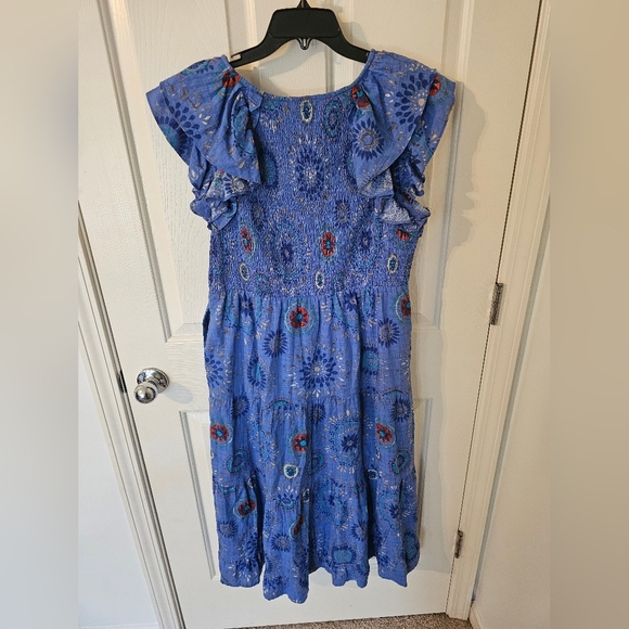 THML Maven Smocked Flutter Sleeve Maxi Dress Size L - Picture 5 of 6